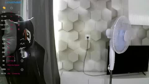emilia_jack_carvel online show from July 7, 3:30 am