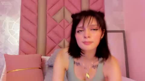 emiliaastron online show from May 12, 5:33 pm