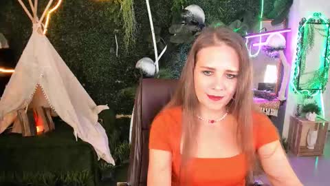 Emilia Bedy online show from September 24, 9:16 am