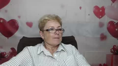EmiliaGree online show from July 4, 5:49 pm