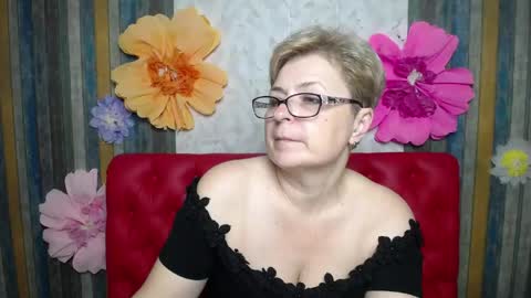 EmiliaGree online show from May 8, 6:46 pm