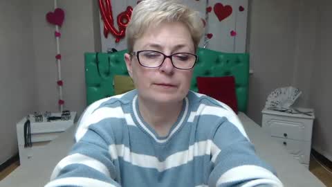 EmiliaGree online show from April 12, 5:17 pm