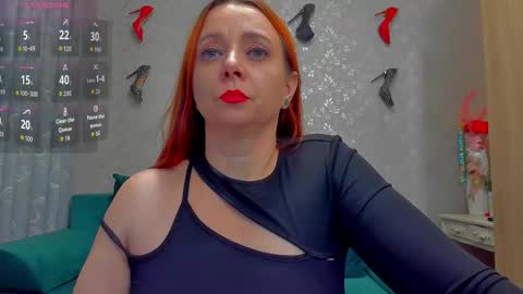 Snapshot of emilianna666 chatting on October 1, 1:21 pm Emiliana online show from October 1, 1:21 pm