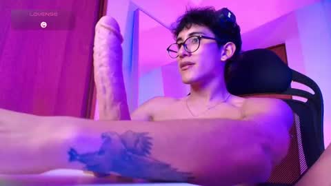 emilio_rivs online show from January 15, 1:36 am