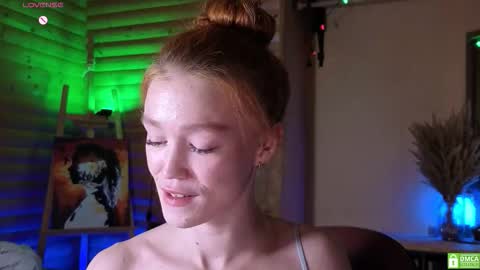 Emi  online show from November 22, 6:45 am