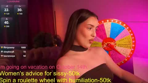 Snapshot of emiliyaroude chatting on October 12, 4:21 pm  Emiliya  online show from October 12, 4:21 pm