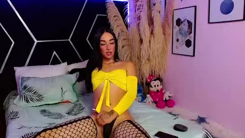 Snapshot of emillystonex chatting on September 18, 7:18 pm emillystonex online show from September 18, 7:18 pm