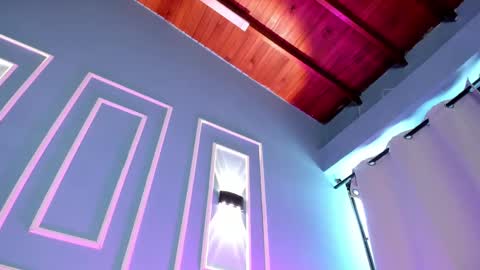 Emily online show from February 17, 3:11 pm