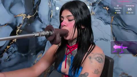 emily_evol online show from November 11, 8:00 pm