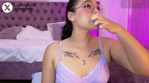 Emily online show from March 12, 7:28 pm