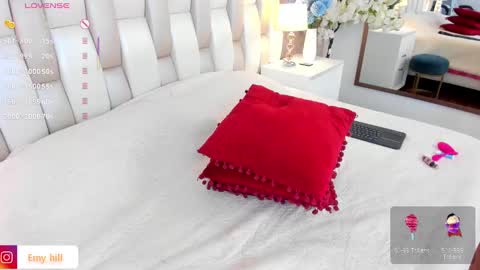 EMILY   Monday 5-2 am From Tuesday to Friday5-1 am Colombia time online show from February 26, 3:46 am