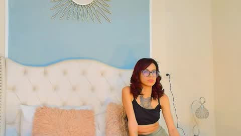 Emily online show from February 3, 2:08 am