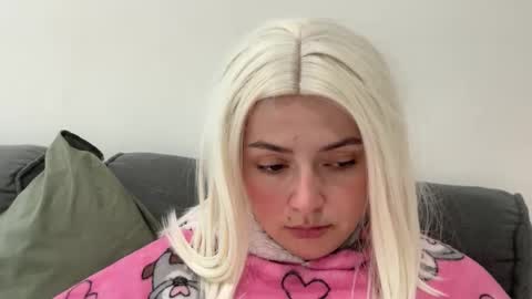 emily_morning_dew online show from November 23, 1:31 pm