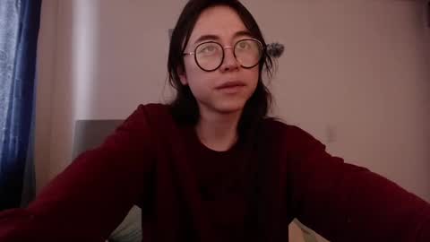 emily_pearl_ online show from January 27, 6:31 pm