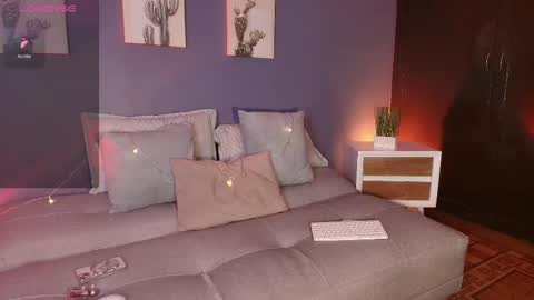 Emily  online show from October 10, 5:02 am