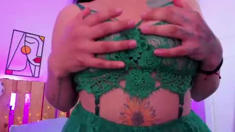 Emilly online show from June 15, 4:21 pm