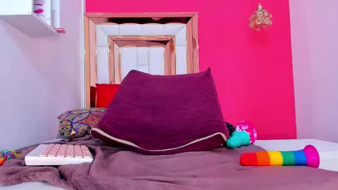 Emily online show from February 26, 2:38 pm