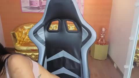 emily_smith_t online show from July 10, 12:43 pm