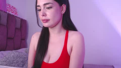 emily_w2 online show from February 18, 2:49 am