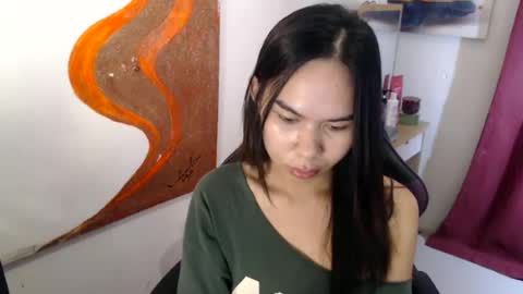 emily_xo143 online show from June 29, 3:45 pm
