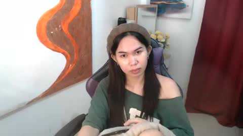 emily_xo143 online show from July 9, 7:56 am