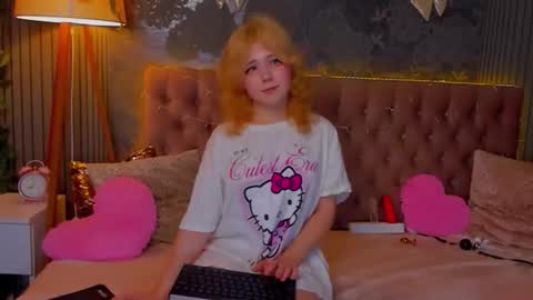 Baby Emelli online show from January 7, 7:13 am