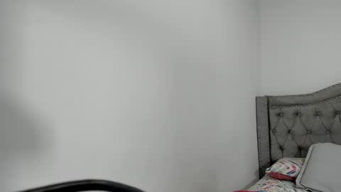 Camila online show from December 15, 8:05 pm