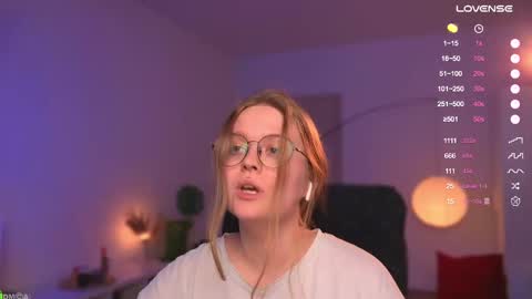 Emily  online show from March 4, 6:07 pm