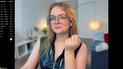 Emily  online show from October 17, 12:31 pm