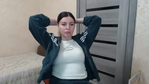 Snapshot of emilyfork chatting on October 19, 2:22 pm emilyfork online show from October 19, 2:22 pm
