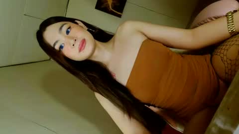 ariane online show from December 22, 11:06 am