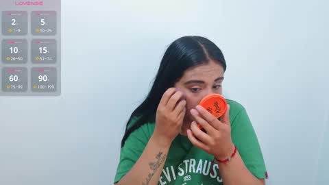 Snapshot of emilygala chatting on October 17, 8:46 pm Emily online show from October 17, 8:46 pm