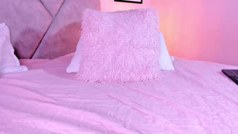 Emily online show from March 4, 1:30 pm