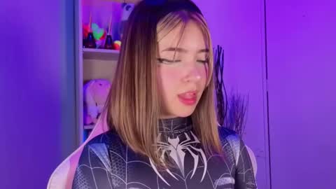 VALEEEN online show from February 28, 4:22 pm