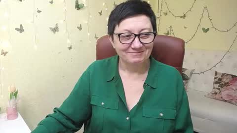 Emily online show from March 22, 8:29 am