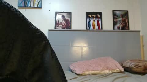 Emilly online show from March 2, 8:50 pm