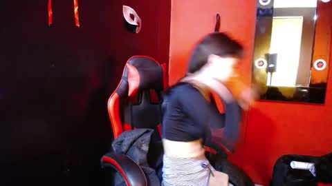Snapshot of emilyrose_11 chatting on October 20, 7:08 pm Emily online show from October 20, 7:08 pm