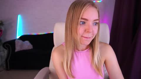  MY NAME IS Emily WELCOME EVERYONE I WILL BE HAPPY TO GIVE YOU WHAT YOU HAVE DREAMED OF FOR SO LONG online show from September 17, 6:39 am