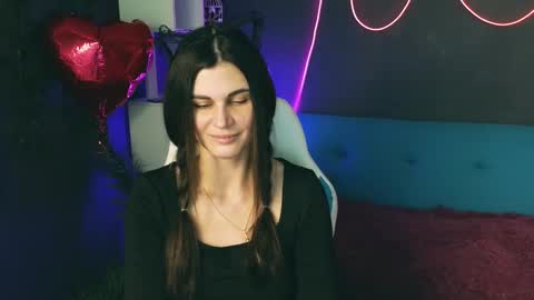 Emily online show from March 1, 5:09 am