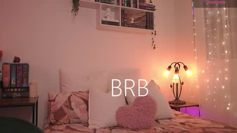 IG thickemmsss online show from September 14, 6:53 pm