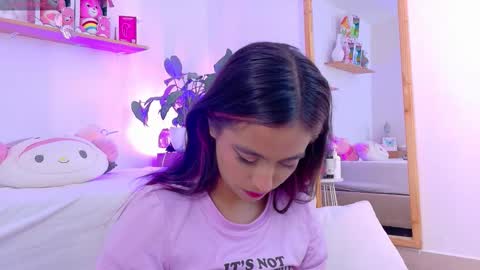 Emily Bank online show from March 14, 9:08 pm