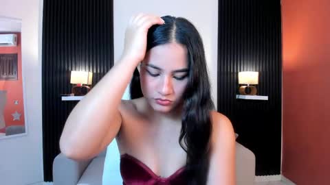 Snapshot of emilyy_kim chatting on September 26, 11:24 pm emilyy_kim online show from September 26, 11:24 pm