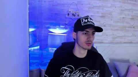 emir_ozan online show from January 15, 12:03 pm