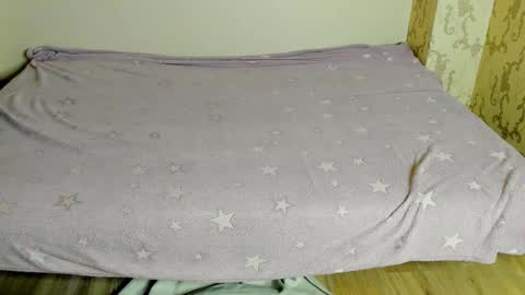 Snapshot of emma77_ chatting on September 10, 8:10 pm Emma online show from September 10, 8:10 pm