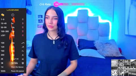 Snapshot of emma__15 chatting on December 5, 12:14 am emma  online show from December 5, 12:14 am