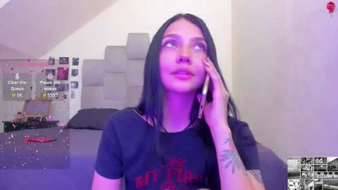 Snapshot of emma__15 chatting on September 16, 8:12 pm emma  online show from September 16, 8:12 pm