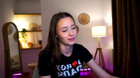 Your Emma online show from December 29, 2:27 am