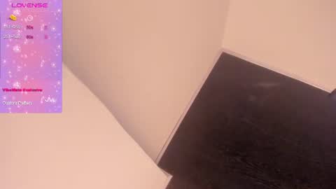 emma__js_ online show from July 16, 6:33 pm