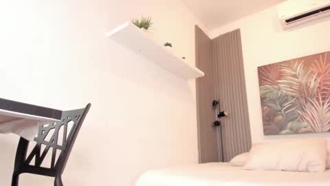 Alice online show from March 7, 12:05 pm