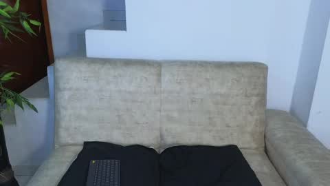 Emma Blue  modelo independiente online show from October 30, 3:29 am